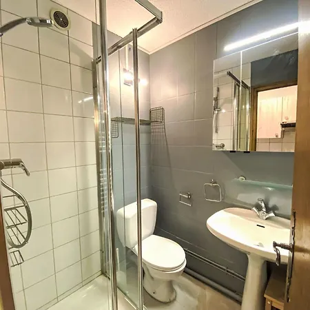 Apartment Le Choucas By Interhome